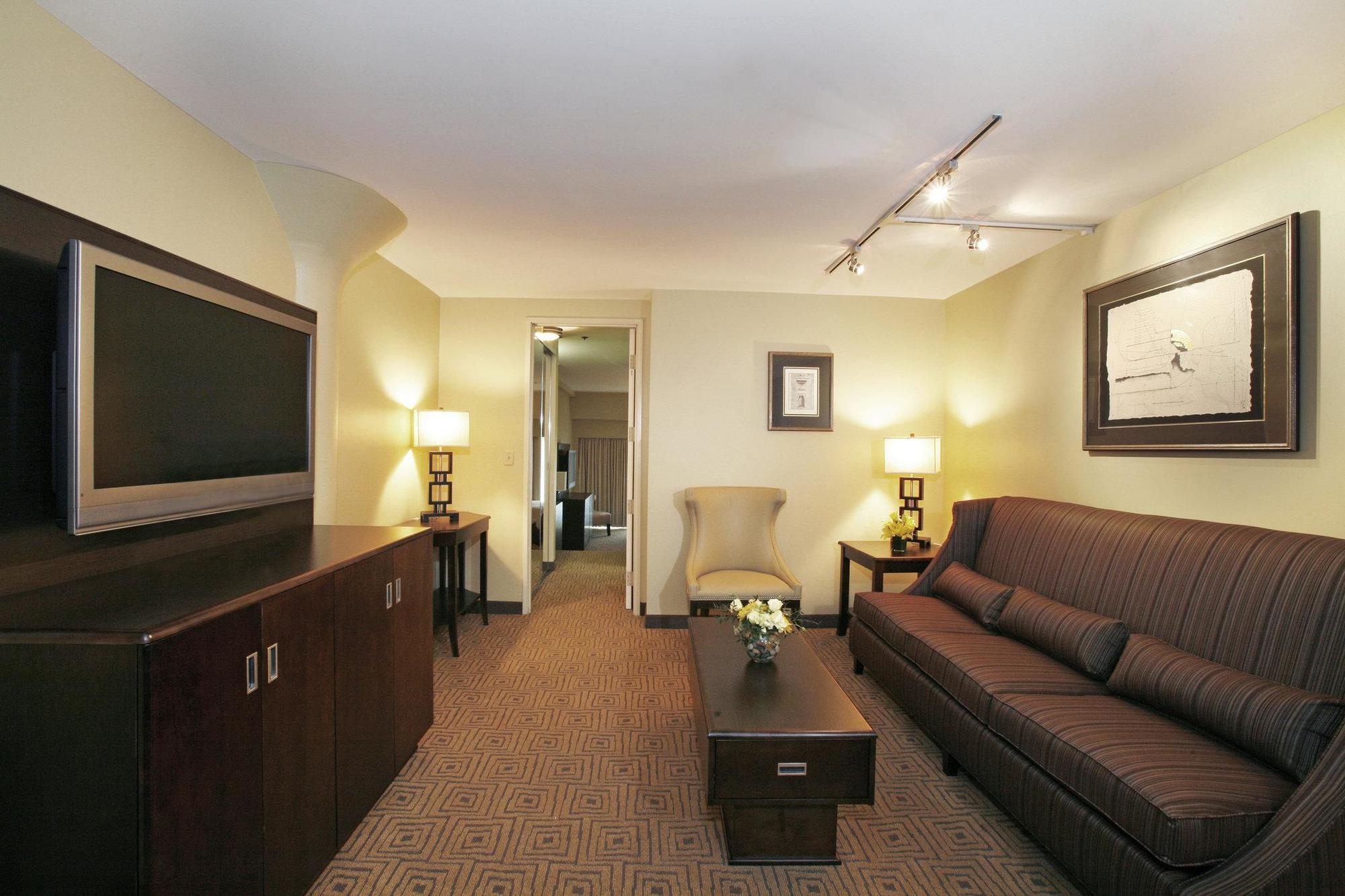Atheneum Suite Hotel Детройт Экстерьер фото